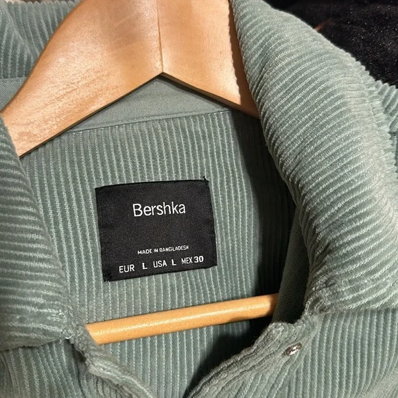 Bershka green button-up shirt jacket. - Picture 4 of 4